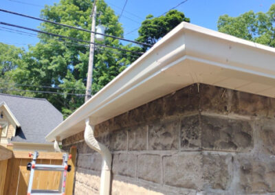 Seamless Gutter Installation